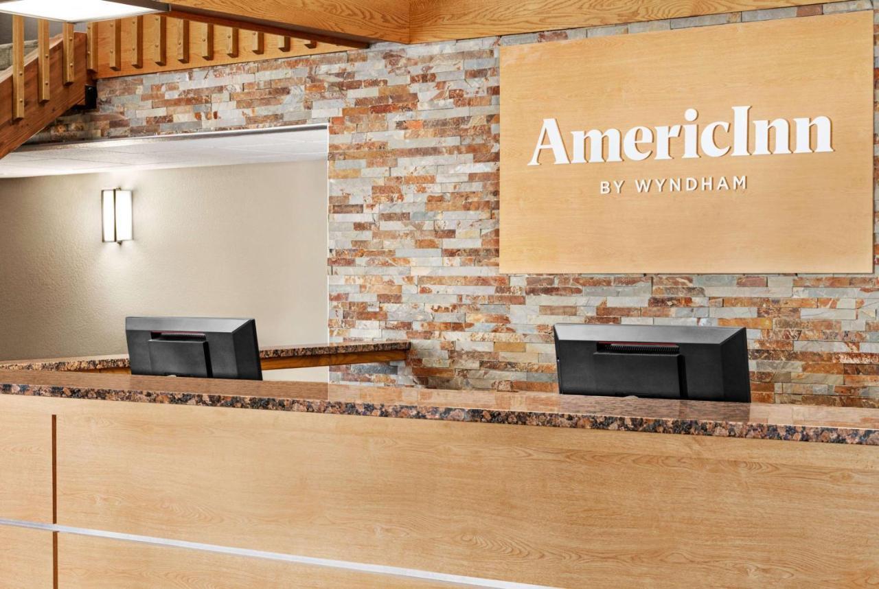 Hotel Americinn By Wyndham Roseau