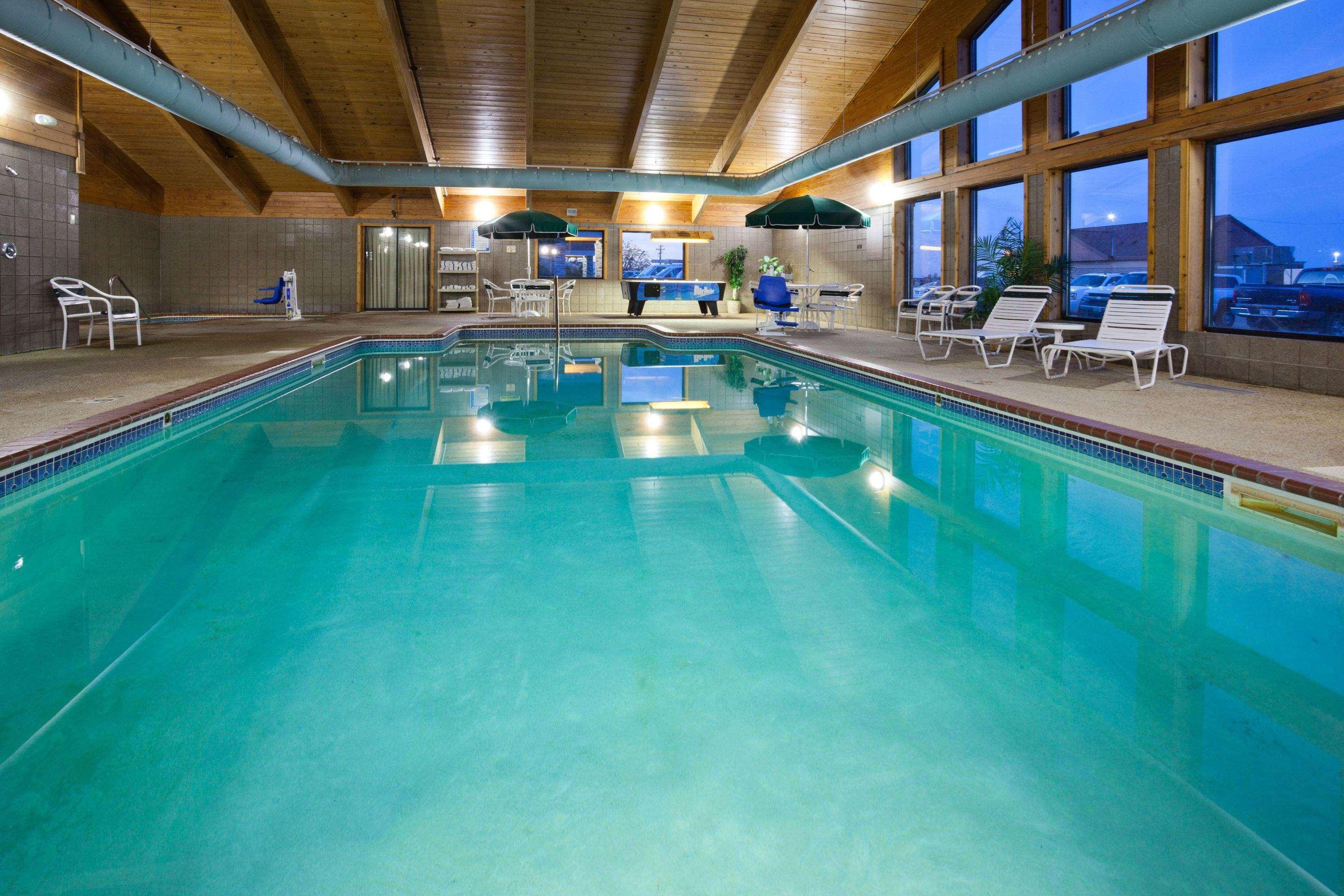 Americinn By Wyndham Hotel